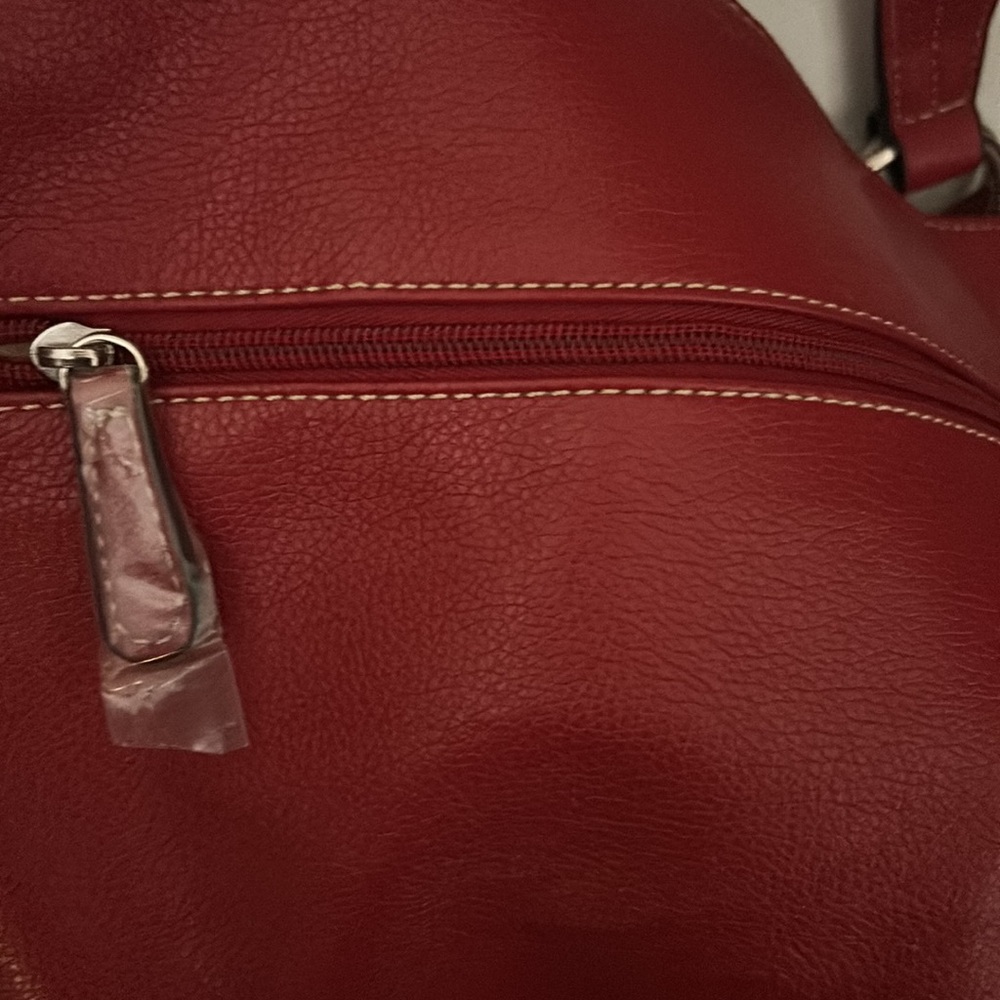 Red Purse - Picture 3 of 7